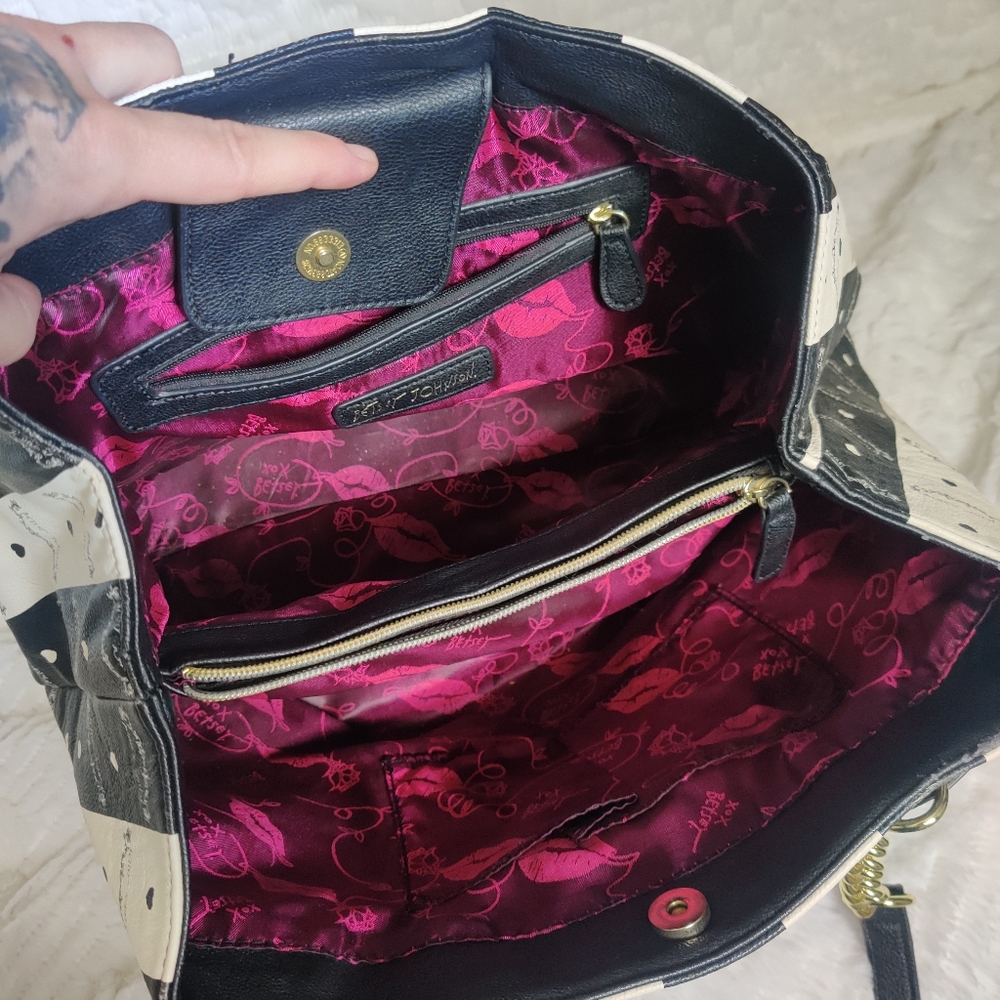 Betsey Johnson Purse - Picture 2 of 5